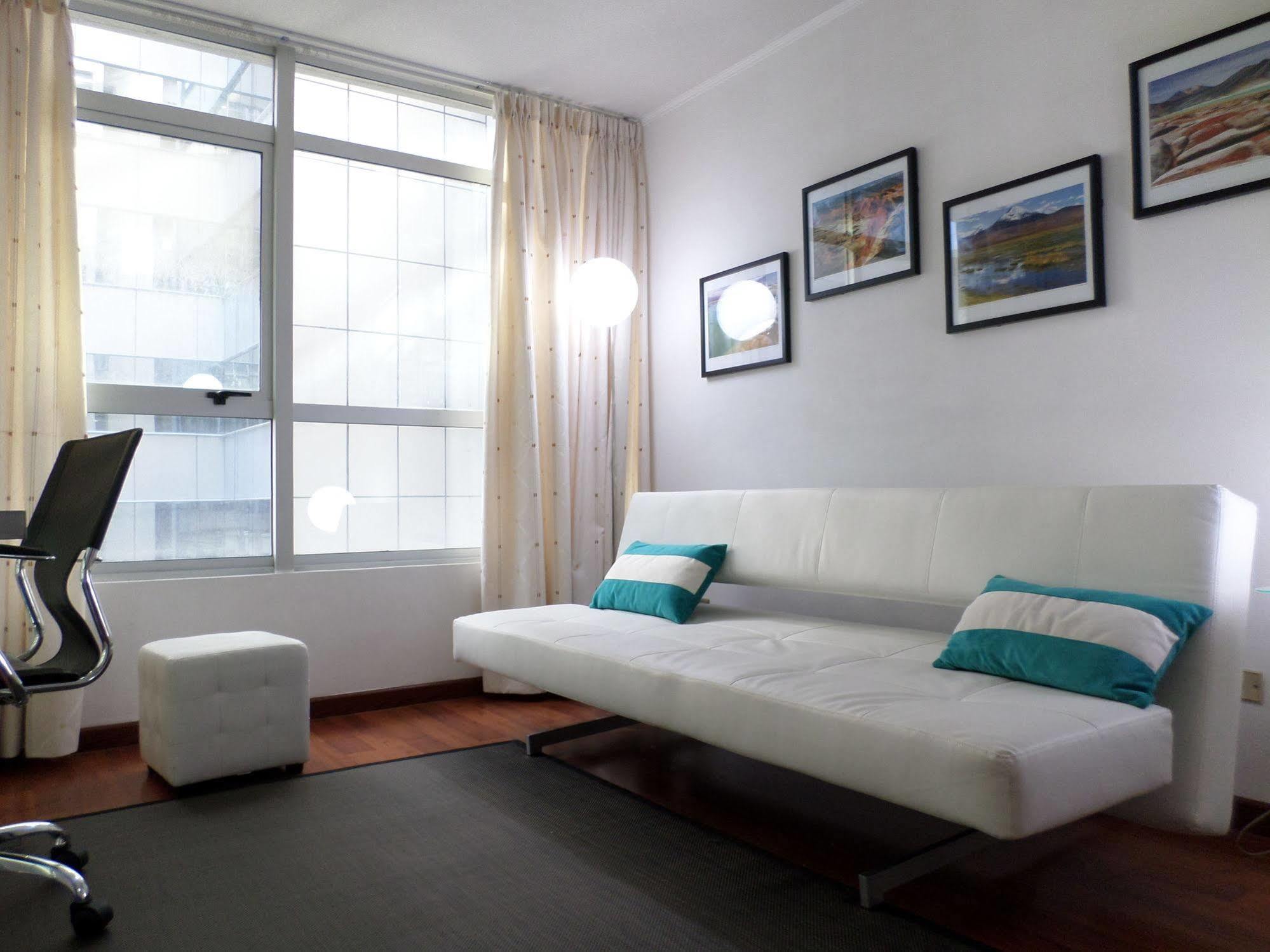 Sys Suites Nueva San Martin Santiago del Cile Esterno foto