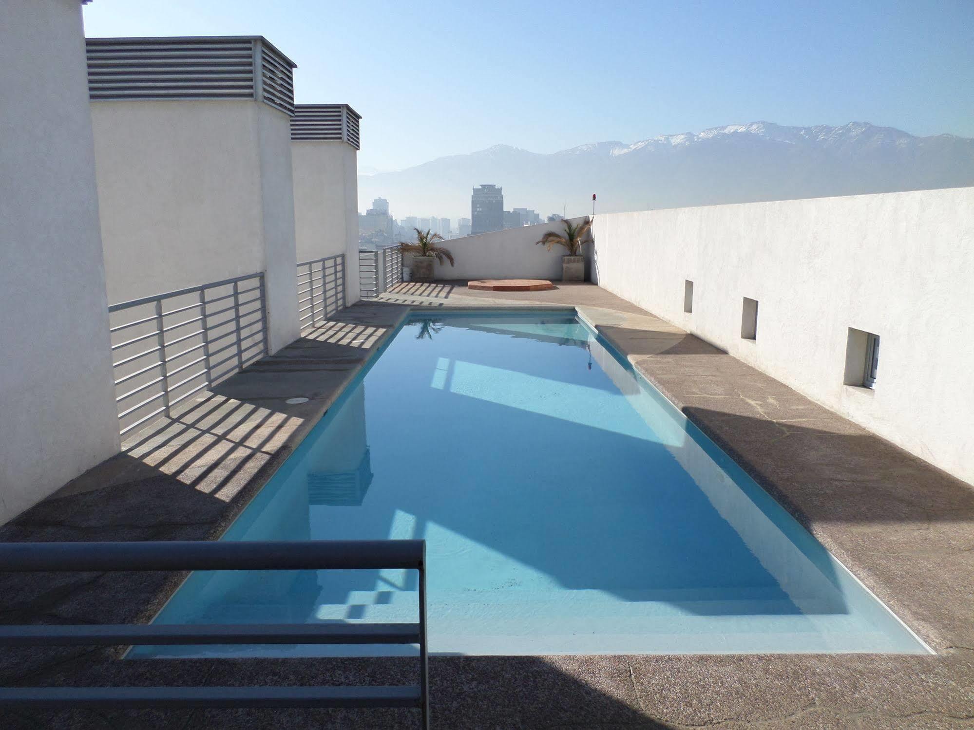Sys Suites Nueva San Martin Santiago del Cile Esterno foto